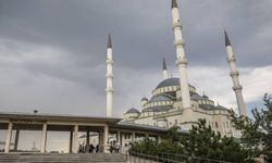 Kocatepe Camii'ndeki görüntülere soruşturma başlatıldı