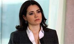 Özgü Namal trafik kazası geçirdi!