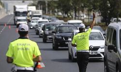 Muğla ve ilçelerinde polis ve jandarma ekipleri bayram trafiği tedbirlerini artırdı