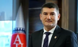 Çağrı Erhan kimdir?