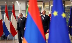 Azerbaycan ile Ermenistan arasında barış anlaşması için diplomasi sürüyor
