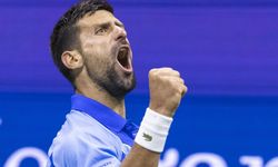 Djokovic, Avustralya Açık'ta yarı finale çıktı