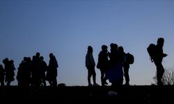 Çanakkale'de 63 düzensiz göçmen yakalandı