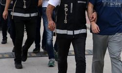 Ankara'da darbettikleri 2 kişinin para ve cep telefonlarını gasbeden 8 kişi tutuklandı