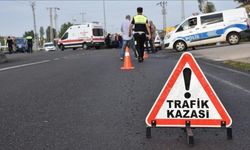 Amasya’da minibüs ve otomobil çarpıştı: 5 yaralı