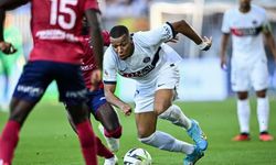 Ligue 1'de PSG, Clermont ile golsüz berabere kaldı