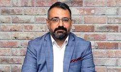 Şenol Aslanoğlu kimdir?