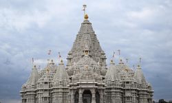 ABD’nin en büyük Hindu tapınağı, 12 yıllık inşa sürecinin ardından tamamlandı