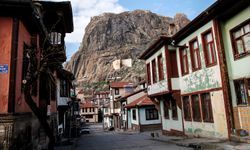 Afyonkarahisar’ın ilçeleri nelerdir? Afyonkarahisar’ın kaç ilçesi var? Afyonkarahisar’ın belediye başkanı kimdir?