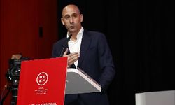 FIFA, Luis Rubiales için karar verdi: Futbol faaliyetlerinden 3 yıl men