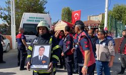 Burdur'da ağaca çarpan otomobildeki genç itfaiye eri hayatını kaybetti