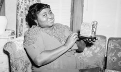 Hattie McDaniel kimdir?