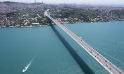 İstanbul Boğazı'nda gemi trafiği çift yönlü askıya alındı