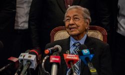 Mahathir Muhammed, ABD ve İsrail'i yalancılıkla suçladı