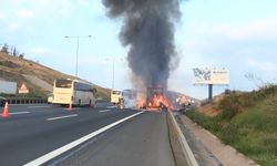 Sarıyer'de kumaş yüklü TIR alev alev yandı