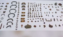 Sancaktepe'de düzenlenen operasyonda 8 bin 582 tarihi eser ele geçirildi