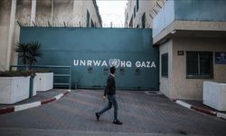 İsrail askerleri, Batı Şeria'da UNRWA'nın kliniğini tahrip etti