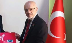 Mehmet Özdağ kimdir?