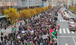 Fas'ta binlerce kişi Gazze'ye destek amacıyla yürüdü
