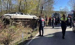 Bartın'da yolcu minibüsü devrildi: 1 çocuk yaşamını yitirdi, 10 kişi yaralı