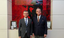 CHP Genel Başkanı Özel, ADD Genel Başkanı Bozkurt ile görüştü