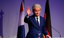 Hollanda'da seçimi kazanan aşırı sağcı lider Geert Wilders'tan 'Camileri kapatmayacağız' mesajı