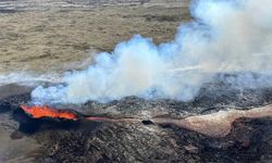 İzlanda'da yanardağ bölgesinde 20 bin sarsıntı tespit edildi