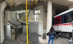 İzmir'de metro raydan çıkarak duvara çarptı