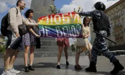 Rusya'da LGBT hareketinin faaliyetleri yasaklandı