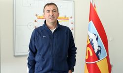 Kayserispor Teknik Direktörü Uçar'dan sporda şiddetin önlenmesi için sağduyu çağrısı
