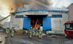Maltepe'de iş yerinde yangın çıktı