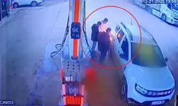 Diyarbakır’da yakıt doldurulan otomobil alev aldı: Olay anı kamerada