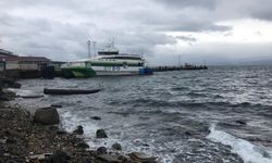 Marmara Denizi'nde ulaşıma fırtına engeli