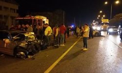 Samsun'da iki otomobil çarpıştı; 1'i AK Parti Artvin Gençlik Kolları Başkanı 2 ölü, 2 yaralı