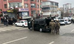 Ankara Karapürçek’te eli silahlı bir şahıs, işyerindeki çalışanları rehin aldı