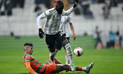 Beşiktaş evinde son dakikalarda Alanya'ya kaybetti