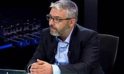 Gazeteci Erem Şentürk'ten 'Noel Baba' açıklaması: Çocuk tecavüzcüsüdür, pedofilidir