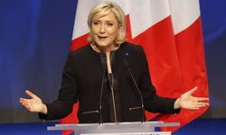 Fransa'da Marine Le Pen, 2027 cumhurbaşkanı seçimleri için aday olacak
