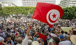 Tunus'ta Nahda Hareketi, ülkedeki tüm siyasi tutukluların serbest bırakılmasını istedi