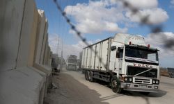 Birleşmiş Milletler: İsrail, Gazze Şeridi'nin kuzeyine gitmeyi bekleyen yardım konvoyunu vurdu