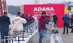 Adana lezzetleri İstanbul'a taşındı; 34 metrelik kebap görenleri şaşırttı