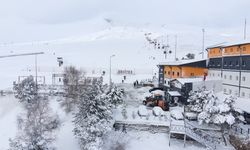 Erciyes'te kar kalınlığı 110 santimetreye ulaştı