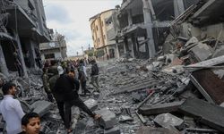 İsrail, Gazze'de yardım bekleyenleri vurdu