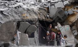 İsrail'in Gazze saldırılarında hayatını kaybedenlerin sayısı 30 bin 228'e çıktı