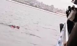 İstanbul'da denize düşen yolcuyu seyyar satıcı kurtardı