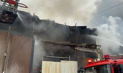 İstanbul'da iş yerinde yangın çıktı