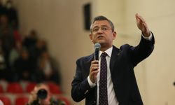 Özgür Özel, İYİ Parti'den AK Parti’ye geçen Hatipoğlu'nu eleştirdi