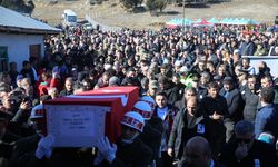Şehit Sözleşmeli Er Emrullah Gülmez, Kahramanmaraş'ta son yolculuğuna uğurlandı