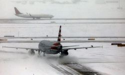 ABD'de yolcu uçağı bomba tehdidi nedeniyle acil iniş yaptı