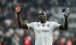 Beşiktaş'ın Kamerunlu oyuncusu sahalara dönüyor